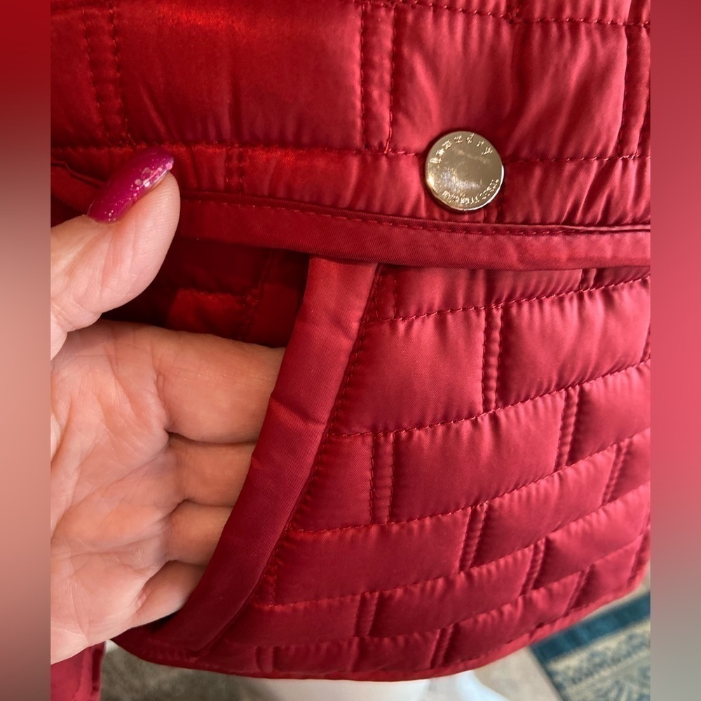 Laundry By Shelli Segal~Red Quilted Coat~Zip-Up & Snap~Pockets~Hood~Belt~Size S - Picture 4 of 16